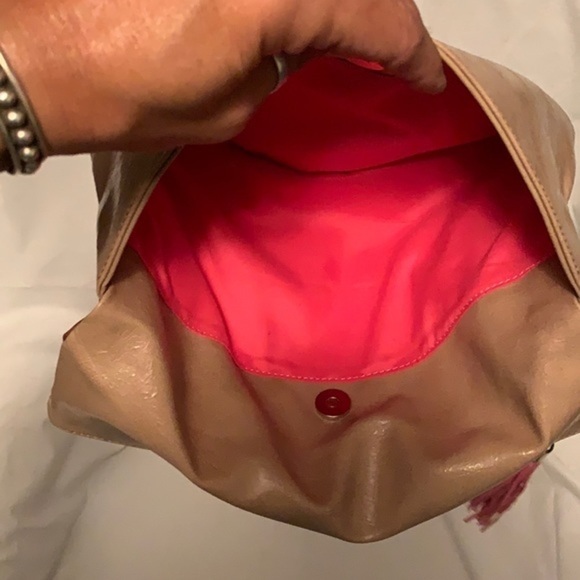 SHIRALEAH of CHICAGO VEGAN ENVELOPE CLUTCH - Picture 3 of 7